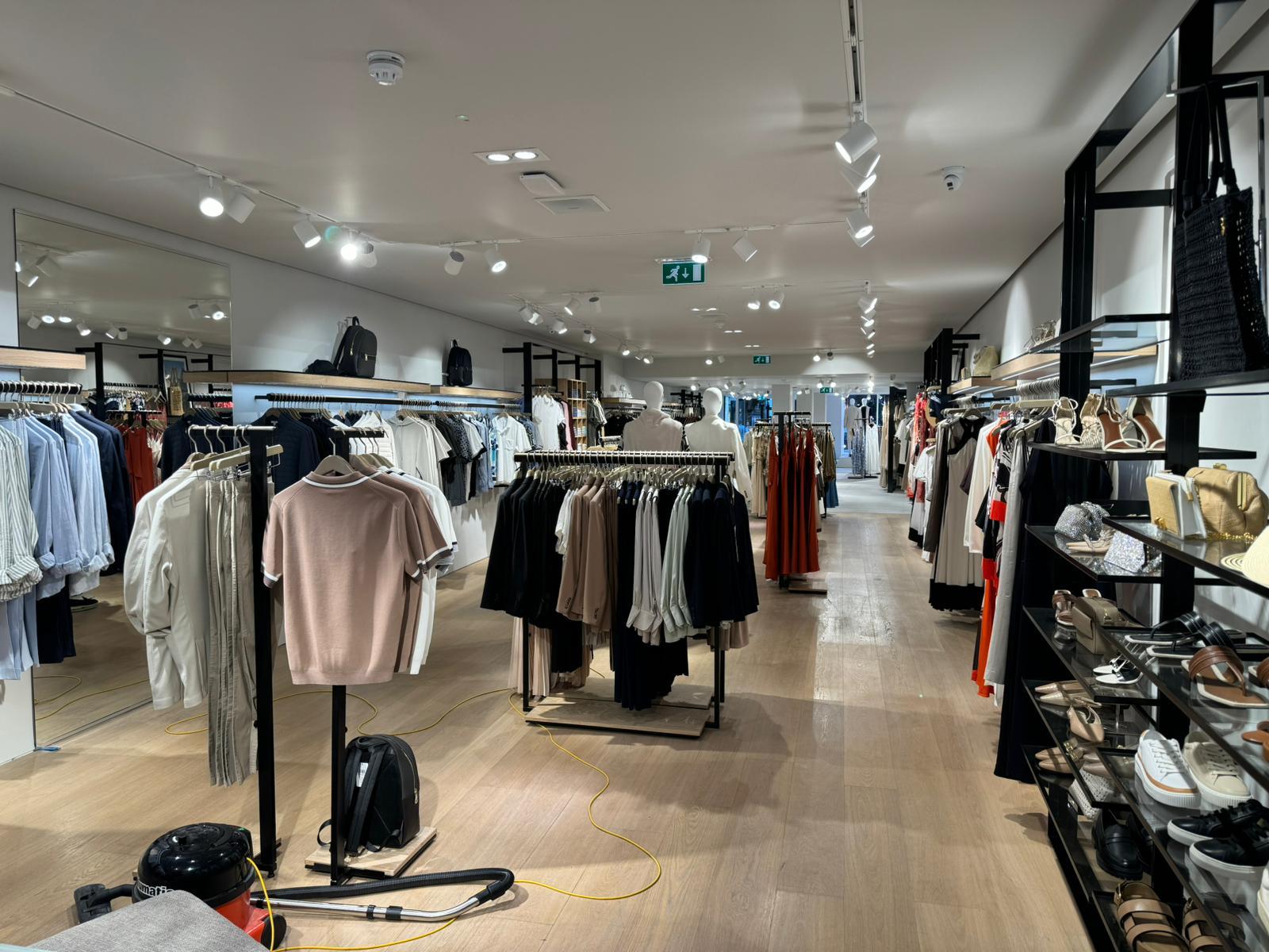 Reiss Guildford 5