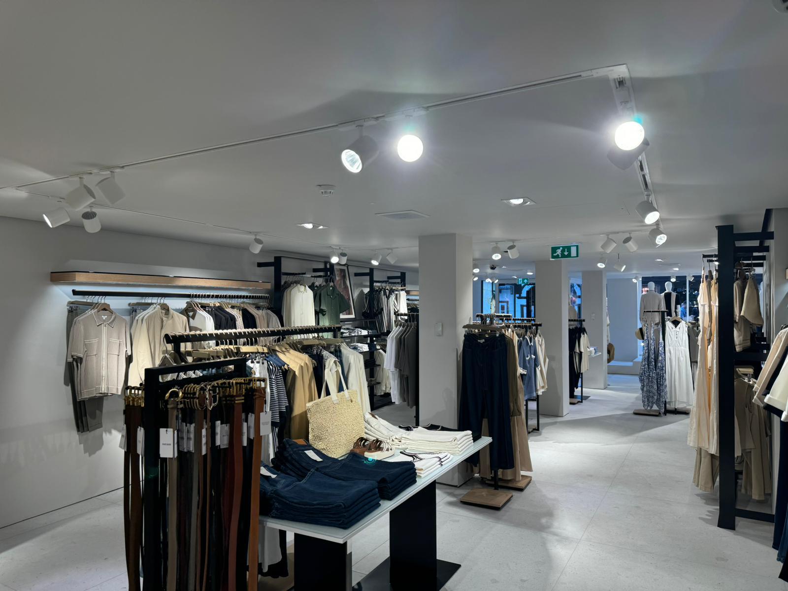 Reiss Guildford 6